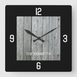 Individuelle Name Rustic Wood Planks Black Quadratische Wanduhr