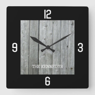 Individuelle Name Rustic Wood Planks Black Quadratische Wanduhr