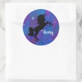 Individuelle Name Schwarz/Lila Galaxy Einhorn Aufk Runder Aufkleber (Tasche)