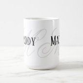 Individuelle Name Schwarz-weiße Tasse (Mittel)