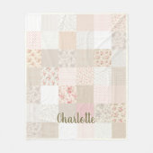 Individuelle Name Soft Patchwork Blumengesteck - P Fleecedecke (Vorderseite)