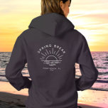 Individuelle Name Spring Break Summer Girlfriend T Hoodie<br><div class="desc">Genießen Sie den schick-minimalistischen Frühlingspass mit diesem personalisierten Hoodie, der Ihren Mädchenkrieg feiert! Lassen Sie sich von den touristischen Slogans verzaubern und lassen Sie sich mit einem eleganten, modernen Logo mit Ihrem gewählten Ziel und individuelle Name auf der Vorderseite verzaubern. Jeder Blick flüstert: "Die Frühlingspause ist richtig gemacht. Personalisieren Sie...</div>