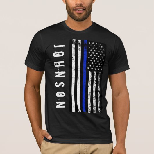 Individuelle Name Störte Polizei - USA-Flagge T-Shirt (Vorderseite)