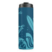 individuelle Name Surfer tumbler Thermosbecher (Vorderseite)
