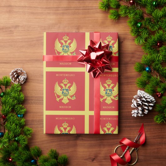 Individuelle Name & Text Montenegro Geschenkpapier (Feiertagsgeschenk)