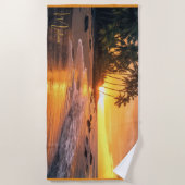 Individuelle Name Tropical Beach Sunset Strandtuch (Vorderseite)