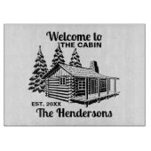 Individuelle Name- und Datumskabine mit Bäumen Schneidebrett (Vorderseite)