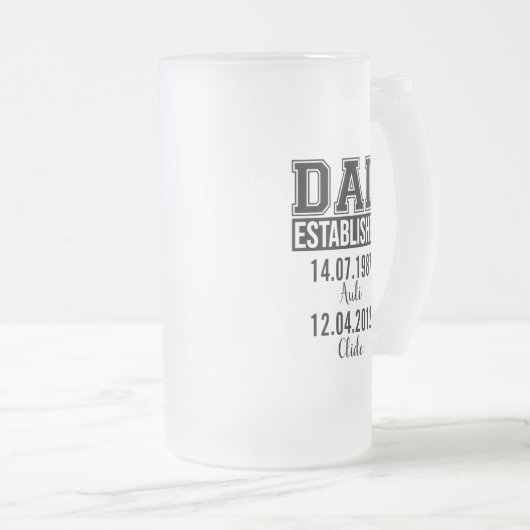 Individuelle Name und Geburtsgeschenk für Vater Mattglas Bierglas (VorderseiteRechts)