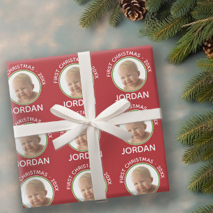 Individuelle Name und Jahr des ersten Weihnachtsju Geschenkpapier