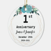 Individuelle Name und Jahr zum ersten Mal zum Hoch Keramik Ornament (Links)