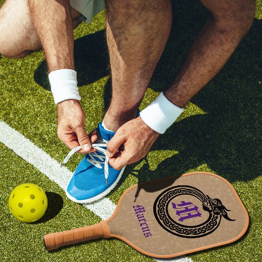 Individuelle Name und Monogramm im keltischen Stil Pickleball Schläger