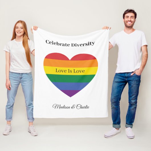 Individuelle Name und Text-Regenbogenherz Fleecedecke (Beispiel)