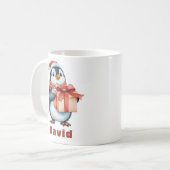 Individuelle Name Weihnachts-Penguin-Geschenk Kaffeetasse (Vorderseite Links)