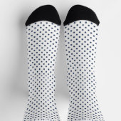 Individuelle Name White Backgroud Navy Blue Polka Socken (Oben)