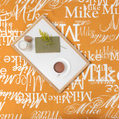 Individuelle Namen Muster auf orangefarbenen Farbe Fleecedecke