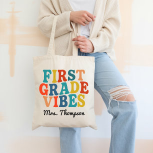 Individuelle Tasche mit First Grade Vibes im Retro