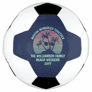 Individueller Familienurlaub Retro Tropical Beach Fußball