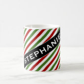 Individueller Name + Rotes, weißes u. grünes Kaffeetasse (Mittel)