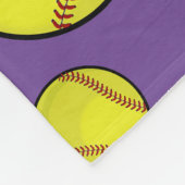 Individueller NameSoftball lila Fleecedecke (Ecke)