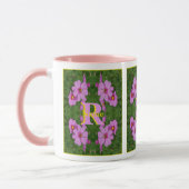 Individuelles Monogramm Anfangsbuchstabe Name Rosa Tasse (Links)