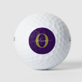 Individuelles Monogramm-Schriftname Lila Weiß Gold Golfball (Vorderseite)