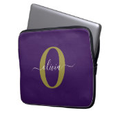 Individuelles Monogramm-Skript Name Lila Weiß Gold Laptopschutzhülle (Vorderseite Links)