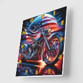 Individuelles Motorrad mit amerikanischer Flagge b Quadratische Wanduhr (Winkel)