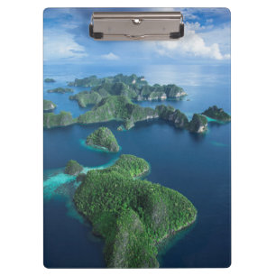 Indonesien, West-Papua. Luft von Raja Ampat Klemmbrett