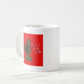 Indonesisch Shadow Puppet Hospho Design auf roter Kaffeetasse (Vorderseite Links)