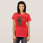 Indonesisch Shadow Puppet Hospho Design auf roter T-Shirt (Vorne ganz)