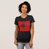 Indonesisch Shadow Puppet Hospho Design auf roter  T-Shirt (Vorne ganz)