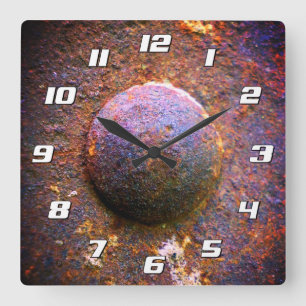 Industriegrivet aus Rusty Steel mit Zahlen Quadratische Wanduhr