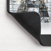 Industrielle Letterform – KI Mousepad (Ecke)