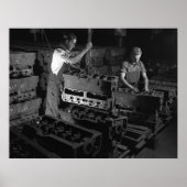 Industrielles Foto - militärische Motor Blöcke WW2 Poster (Vorne)