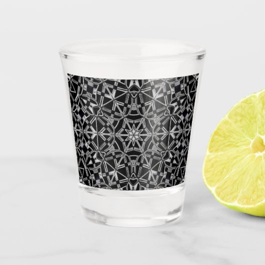 Industrielles Mandala Schnapsglas (Vorderseite)