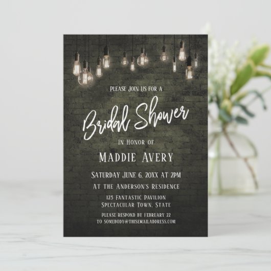 Industriesteine mit Edison Lights Brautparty Einladung (Stehend Vorderseite)