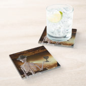 "Indy Bones Halloween Skelett" Glasuntersetzer (Schrägansicht)