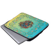 Infinite Splendor - Green Mehndi Floral Design Laptopschutzhülle (Vorne Knopf)