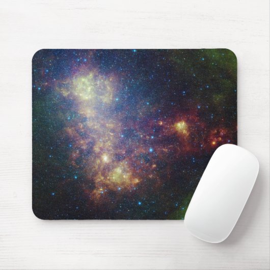 Infrarot-Porträt, das Sterne und Staub aufdeckt Mousepad (Mit Mouse)