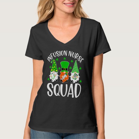 Infusion Nurse Squad Nursing St Patrick Day Gnomes T-Shirt (Vorderseite)