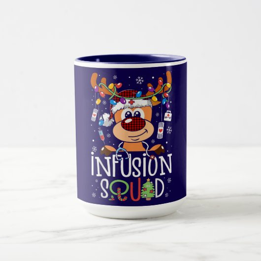 Infusion Squad Christmas – Festive Reindeer Design Tasse (Zentrum)