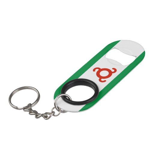 Ingushetia-Flagge Mini Flaschenöffner (Vorderseite Schrägansicht)