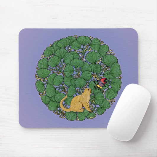 Ingwerkatze schaut auf einen Schmetterling Mousepad (Mit Mouse)