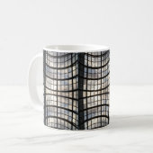 Inhaftierte Skies-Tasse Kaffeetasse (Vorderseite Links)