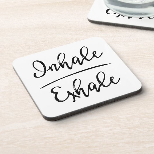 Inhalative Exhale Typografie Getränkeuntersetzer (Linke Seite)