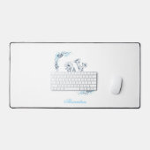 Initial "A" Blue Monogram Calm Floral Schreibtischunterlage (Tastatur & Maus)