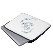 Initial "D" Blue Monogram Calm Floral Laptopschutzhülle (Vorne Knopf)