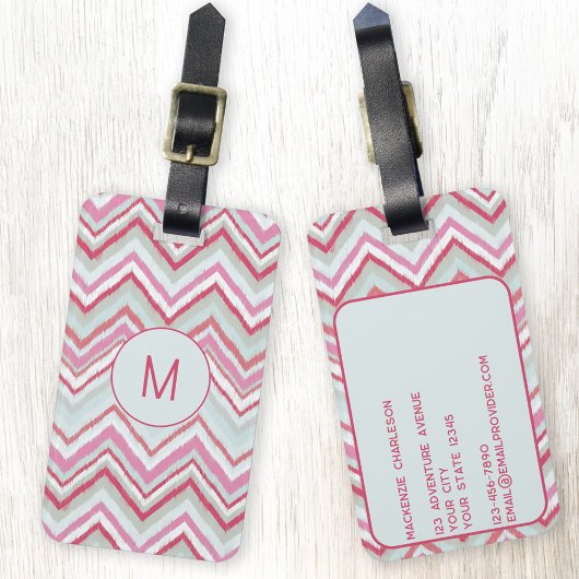 Initial des modernen Ikat Zickzack Stripe Monogram Gepäckanhänger