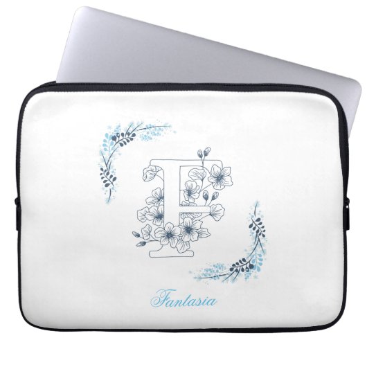 Initial "F" Blue Monogram Calm Floral Laptopschutzhülle (Vorderseite)
