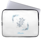 Initial "H" Blue Monogram Calm Floral Laptopschutzhülle (Vorderseite)